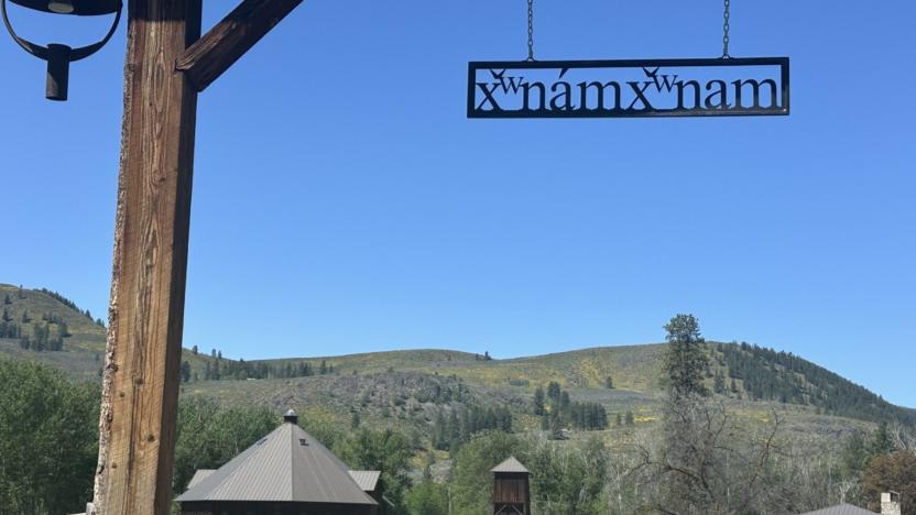 Meet the mətxʷu : the Methow Descendants' welcome you to x̌ʷnámx̌ʷnam/Hummingbird